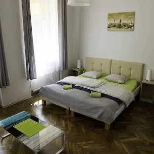  Albergue Dream &